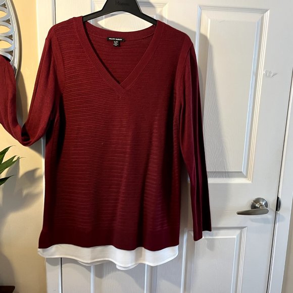 Hilary Radley, knit lightweight sweater, burgandy. - Picture 2 of 6